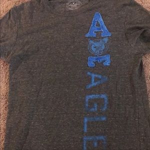 American Eagle men’s shirt